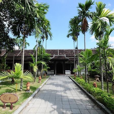 Thanh Noi Hotel Хуе Екстериор снимка