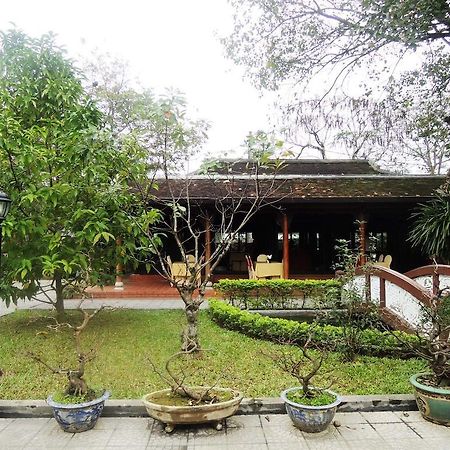 Thanh Noi Hotel Хуе Екстериор снимка