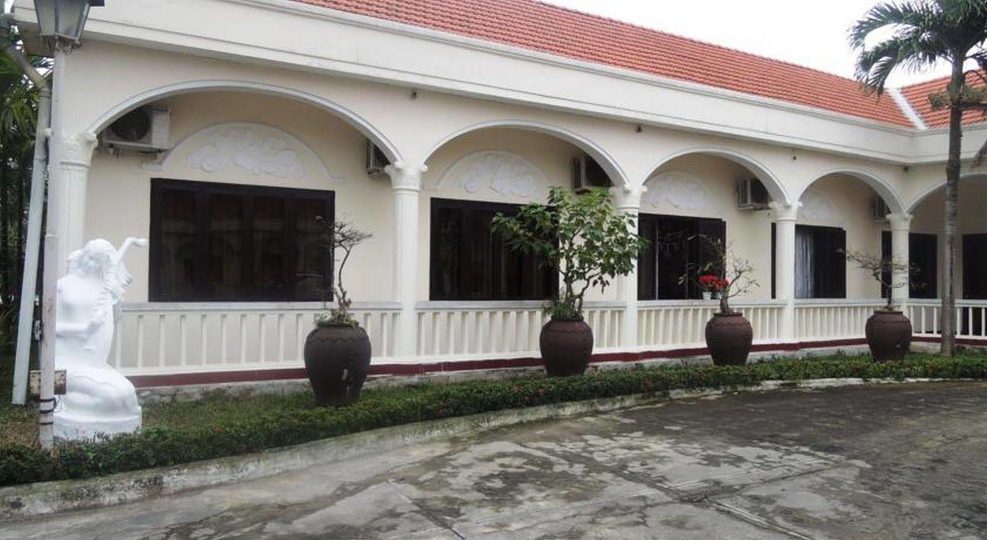 Thanh Noi Hotel Хуе Екстериор снимка