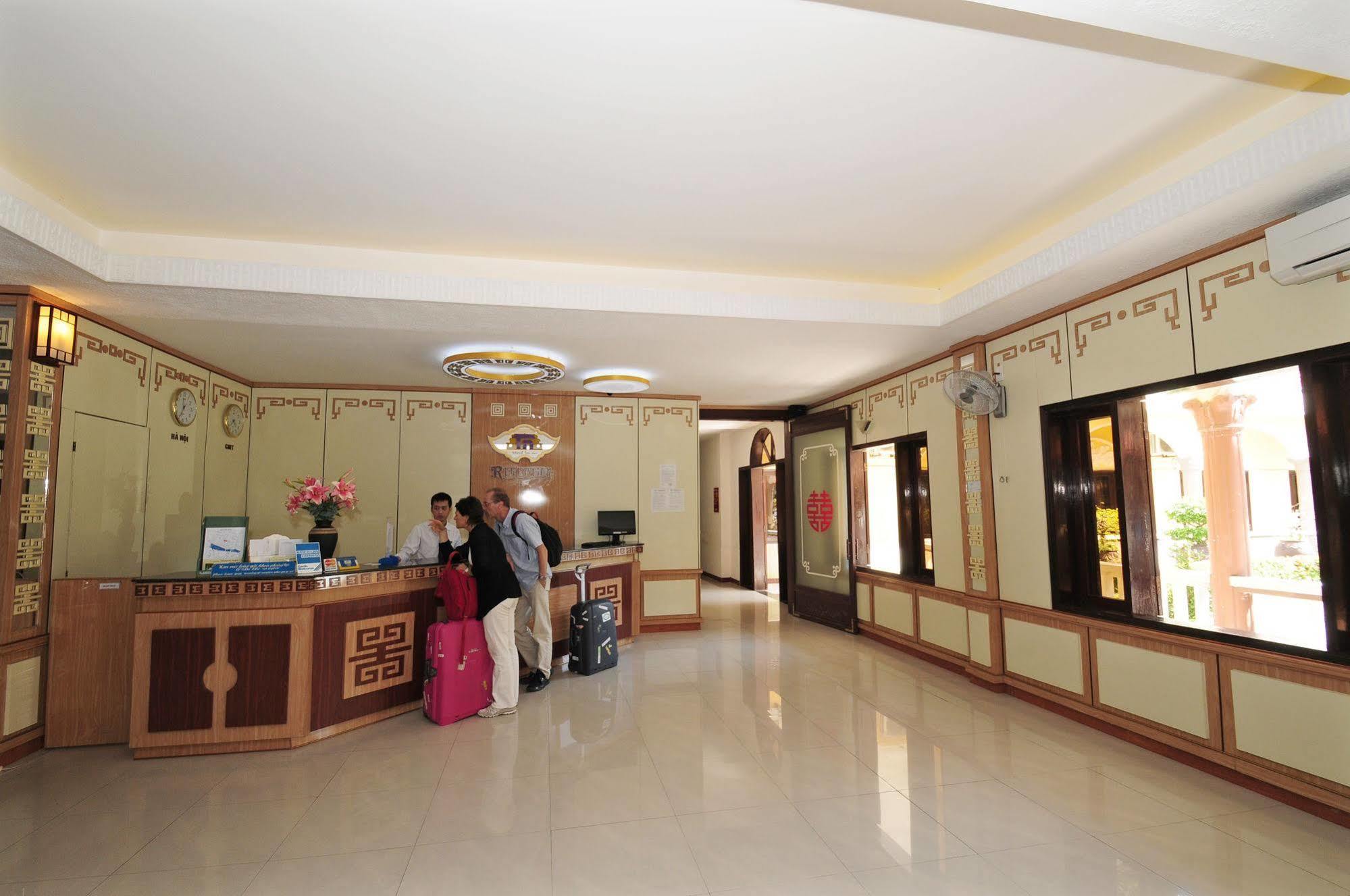Thanh Noi Hotel Хуе Екстериор снимка