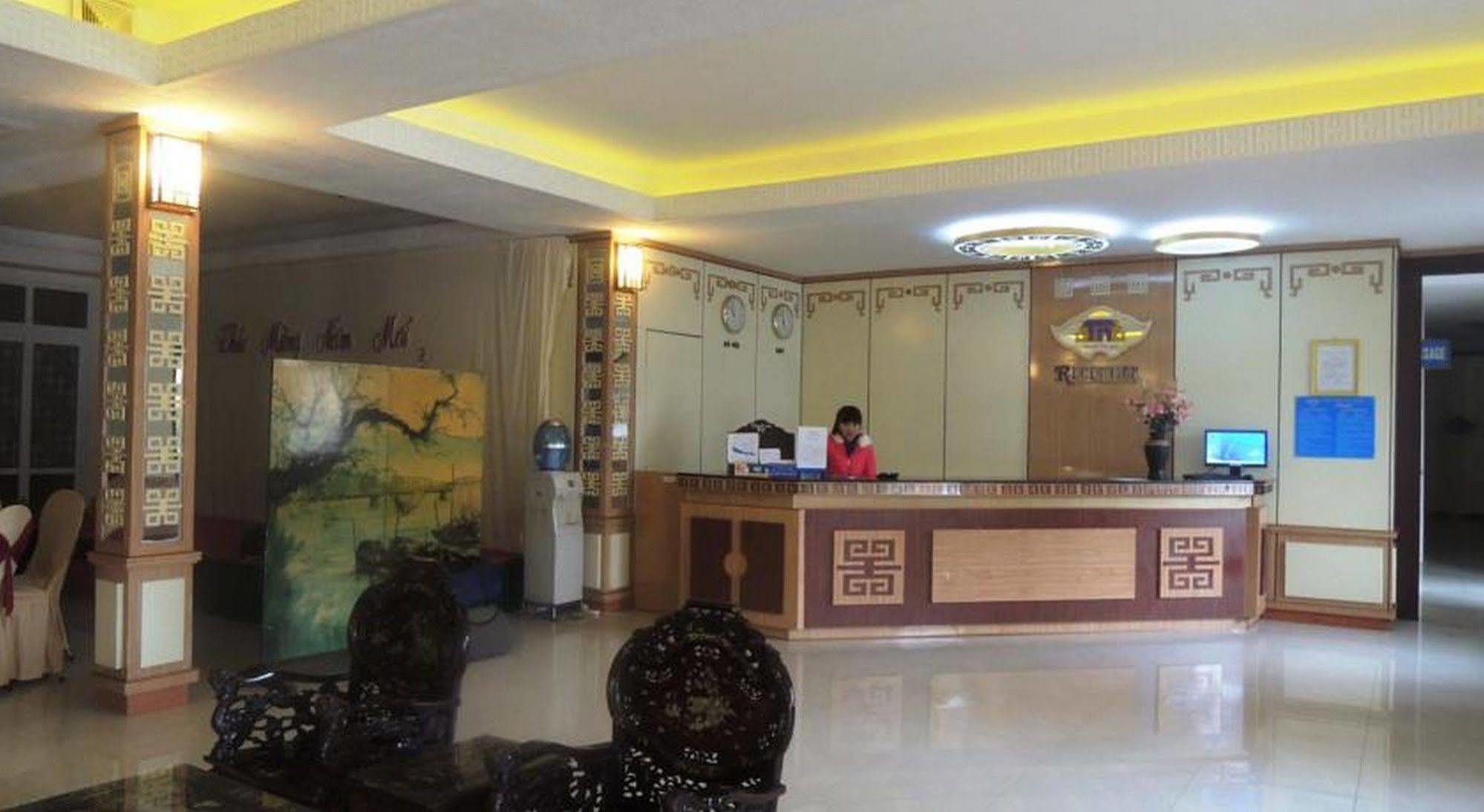 Thanh Noi Hotel Хуе Екстериор снимка