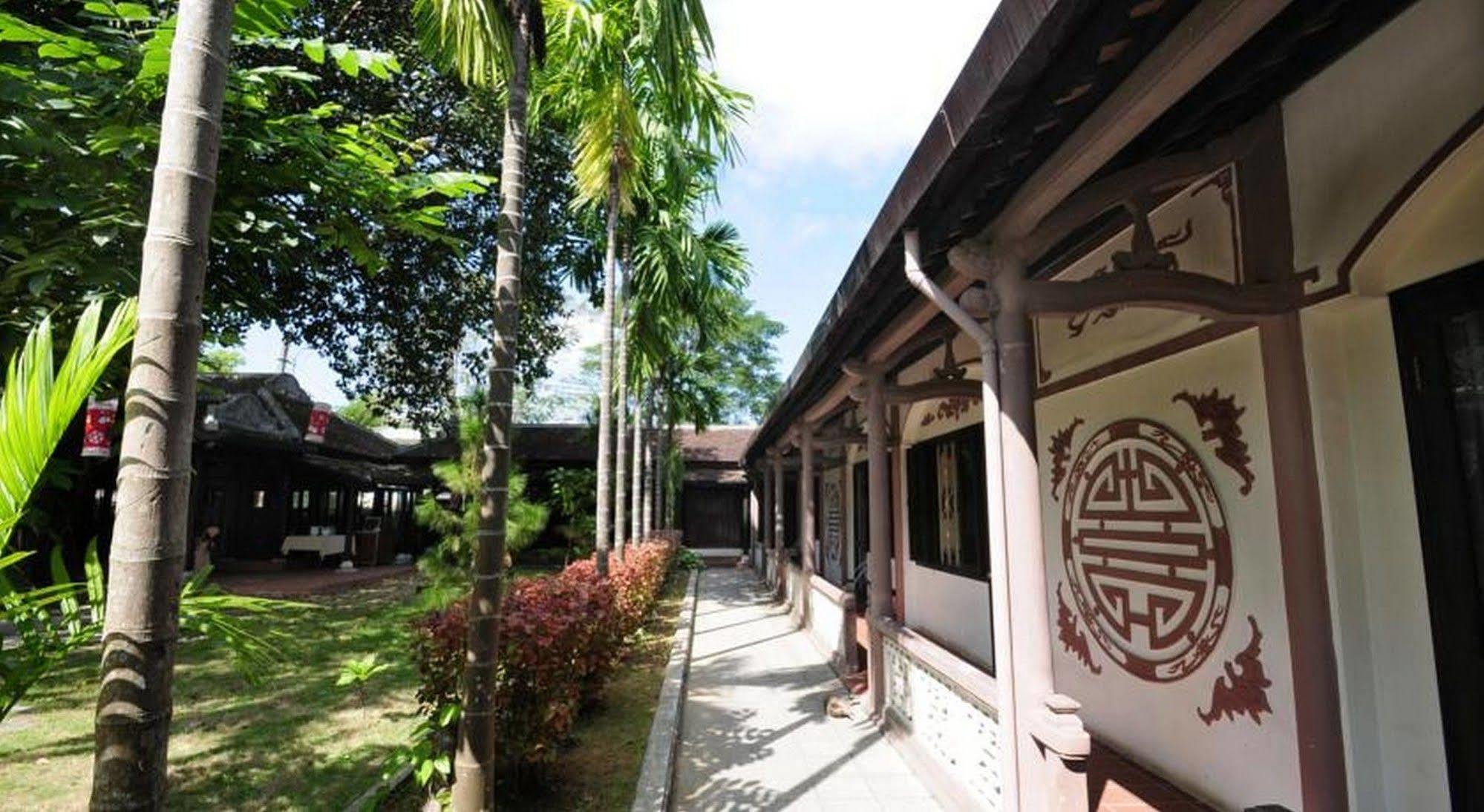 Thanh Noi Hotel Хуе Екстериор снимка