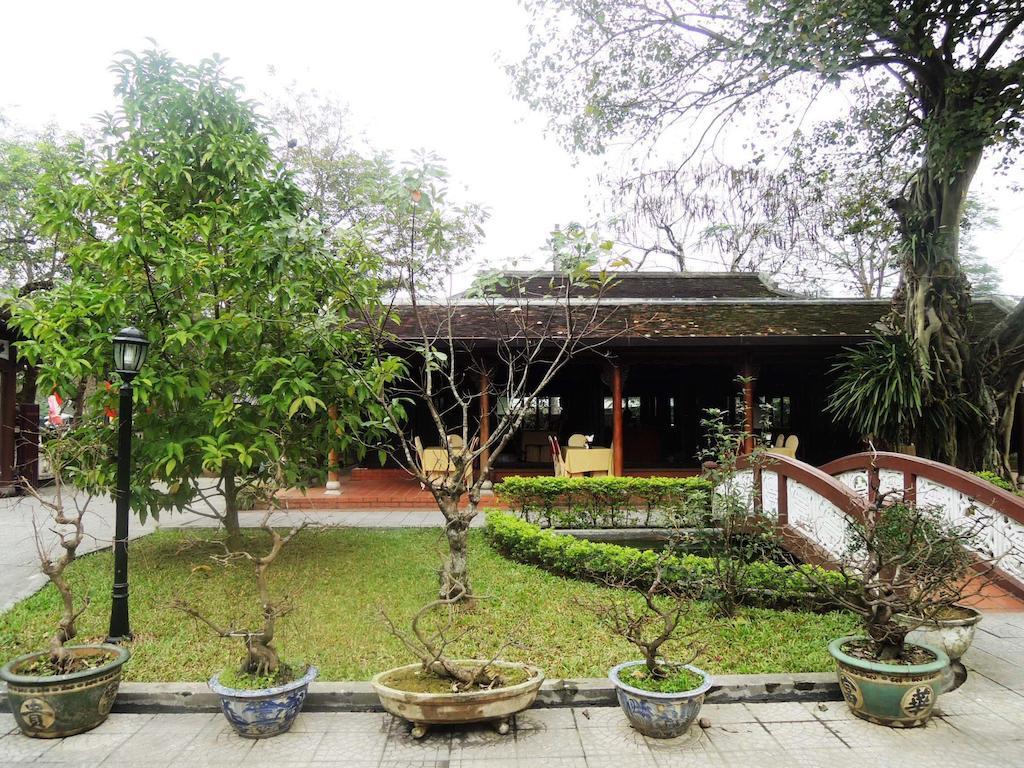 Thanh Noi Hotel Хуе Екстериор снимка